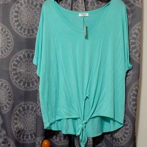 Ladies zenana dress shirt w tye knot at bottom 2XL NWT